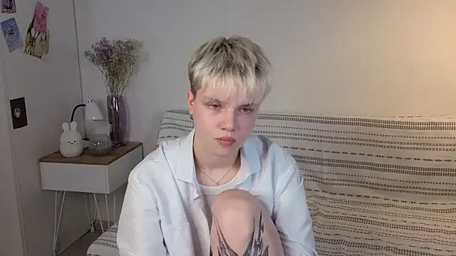 puffimini online show from 10/17/25, 02:08