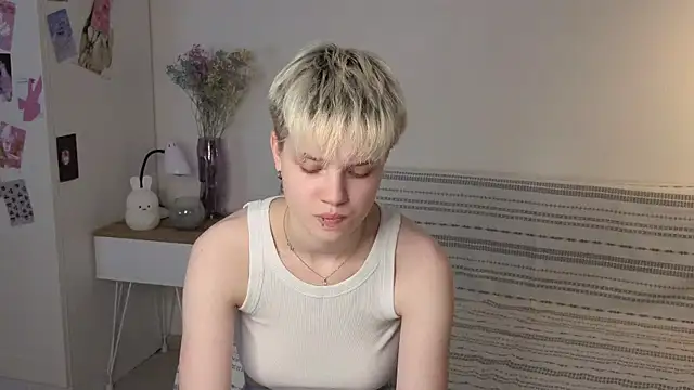 puffimini online show from 10/22/25, 02:17