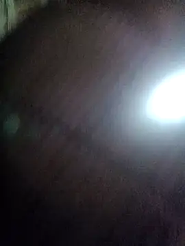 Snapshot of M-MAYA chatting on 11/29/25, 07:39 M-MAYA online show from 11/29/25, 07:39