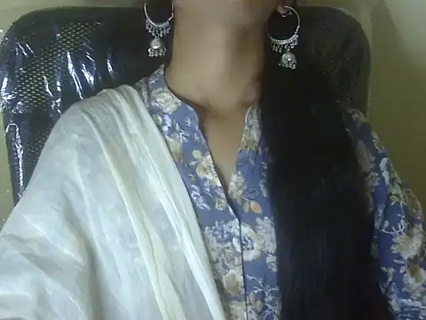 Shezi N online show from 10/23/25, 02:33