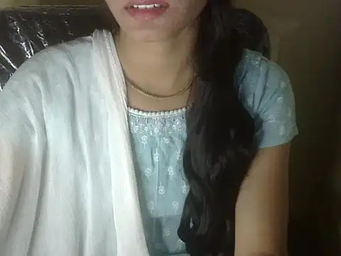 Shezi N online show from 11/30/25, 05:17