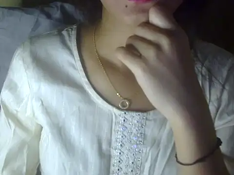 Shezi N online show from 04/25/26, 01:41