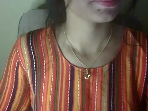 Shezi N online show from 05/26/26, 03:30