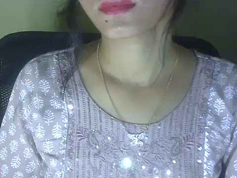 Shezi N online show from 05/28/26, 02:03