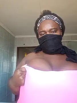 Snapshot of THASHATEEE chatting on 10/16/25, 02:51 THASHATEEE online show from 10/16/25, 02:51