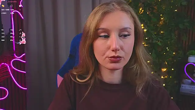 PriscillaPowell online show from 12/17/25, 08:59