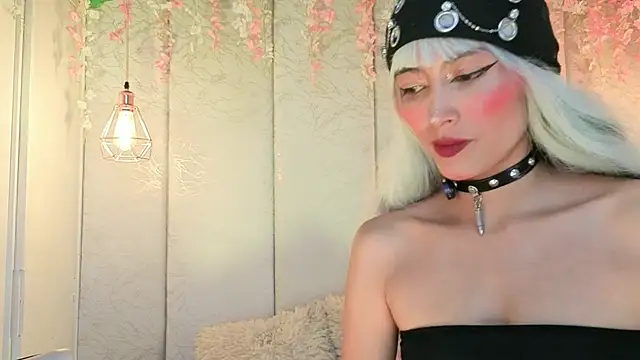 Rynka  online show from 05/15/26, 04:08