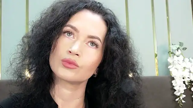 Snapshot of JaneWalch chatting on 11/14/25, 10:58 JaneWalch online show from 11/14/25, 10:58