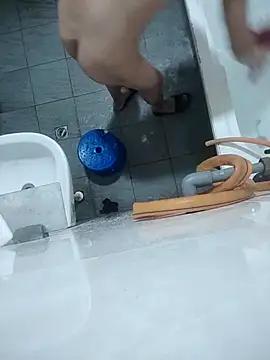 boy15cm1 online show from 10/25/25, 10:12