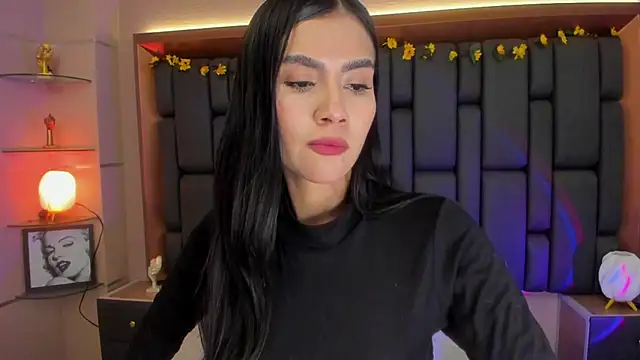 TanyaBello online show from 11/19/25, 01:11