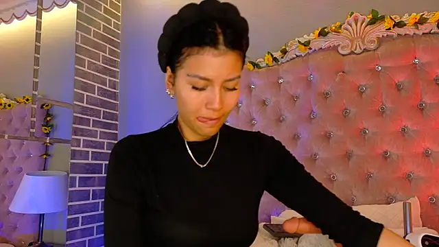 TanyaBello online show from 05/19/26, 04:41