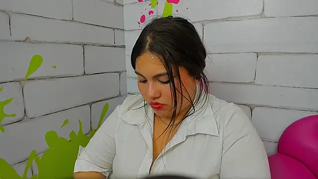 SoftLilyy online show from 10/21/25, 07:31