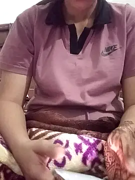 anaya00 online show from 10/28/25, 01:42