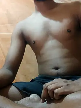 Snapshot of princejmp1973 chatting on 10/21/25, 03:24 princejmp1973 online show from 10/21/25, 03:24