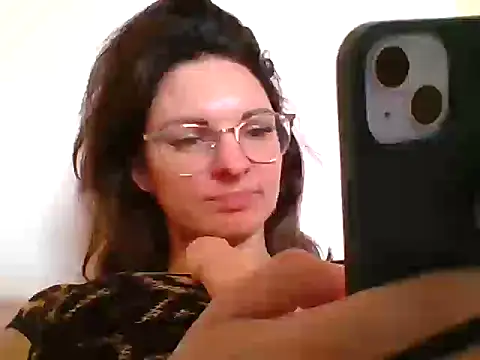 kinkysarahx online show from 11/12/25, 11:54