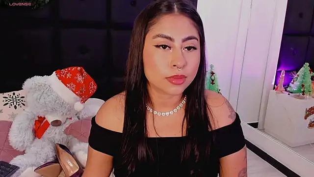 Snapshot of TamaraLeen chatting on 11/30/25, 07:40 TamaraLeen online show from 11/30/25, 07:40