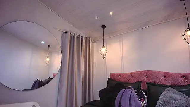 ivy bonnie online show from 11/26/25, 12:06