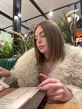 VIP MILENA online show from 11/25/25, 03:23