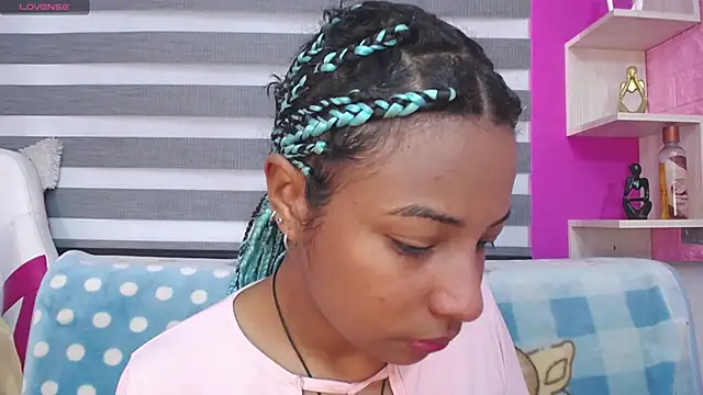 Zoe Rider online show from 12/14/25, 12:21