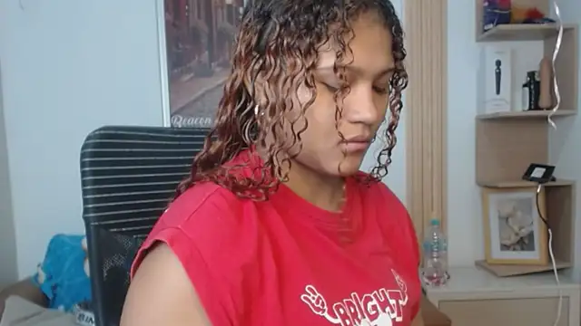 miel alisha online show from 06/07/26, 12:53