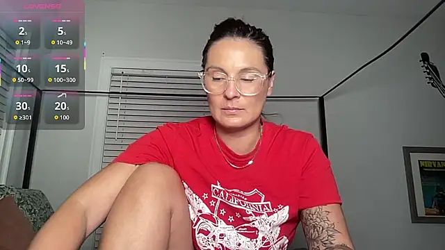 Mandyrheaa online show from 11/17/25, 11:43