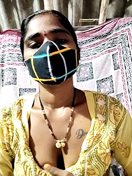 Snapshot of sarika-telugu chatting on 10/23/25, 03:50 sarika-telugu online show from 10/23/25, 03:50