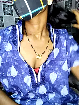 Snapshot of sarika-telugu chatting on 10/30/25, 01:56 sarika-telugu online show from 10/30/25, 01:56