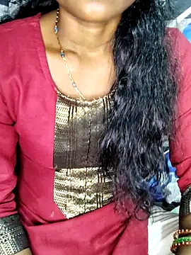 Snapshot of sarika-telugu chatting on 11/08/25, 03:34 sarika-telugu online show from 11/08/25, 03:34