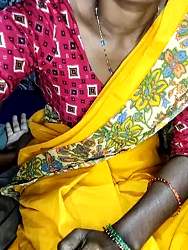 Snapshot of sarika-telugu chatting on 12/02/25, 04:40 sarika-telugu online show from 12/02/25, 04:40