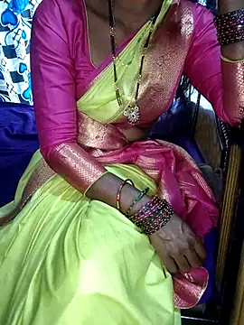 Snapshot of sarika-telugu chatting on 01/12/26, 05:45 sarika-telugu online show from 01/12/26, 05:45