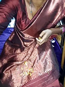 Snapshot of sarika-telugu chatting on 02/21/26, 02:12 sarika-telugu online show from 02/21/26, 02:12