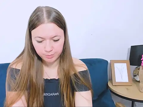 LeaNaughty online show from 12/05/25, 10:24