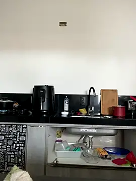 Snapshot of NatashaAzura chatting on 11/18/25, 03:16 NatashaAzura online show from 11/18/25, 03:16