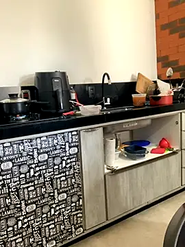 Snapshot of NatashaAzura chatting on 11/30/25, 04:00 NatashaAzura online show from 11/30/25, 04:00