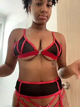 keylafisher  online show from 10/23/25, 03:22