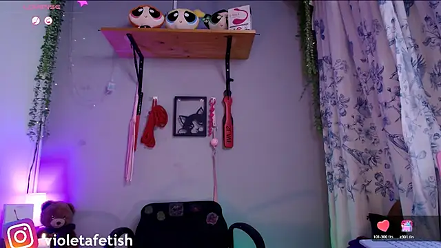 Snapshot of Violetafetish-dirty chatting on 09/25/25, 11:41 Violetafetish-dirty online show from 09/25/25, 11:41