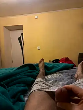 Snapshot of dragondragos chatting on 10/20/25, 04:51 dragondragos online show from 10/20/25, 04:51