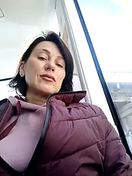 Luna 7777 online show from 10/31/25, 09:43