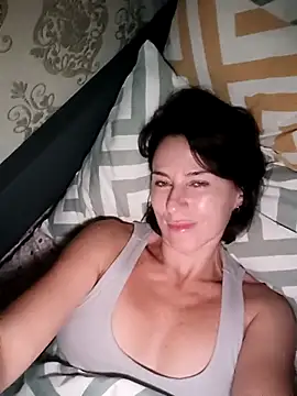 Luna 7777 online show from 11/09/25, 10:08