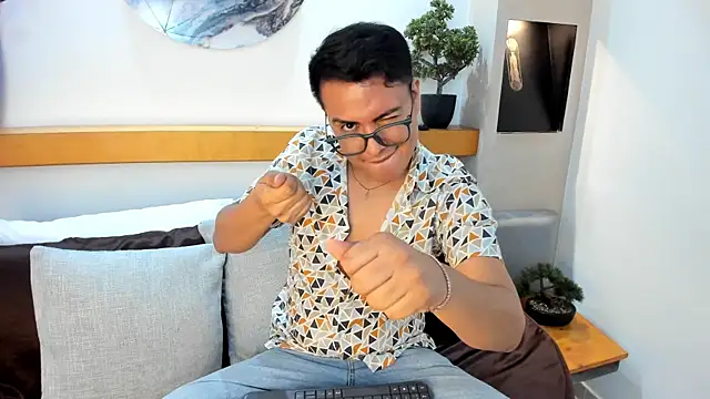 JohnBelRose online show from 11/18/25, 07:18