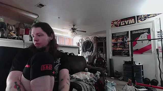 biggerisbetter12 online show from 07/21/26, 06:21