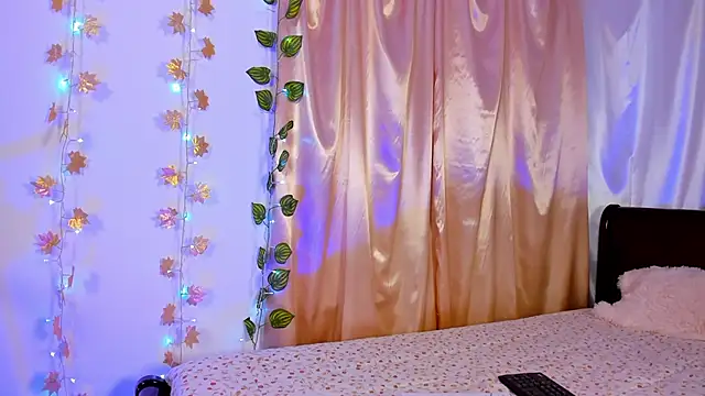 Milie yue online show from 11/11/25, 02:06