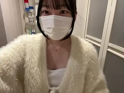 Snapshot of pinkudayo_girl chatting on 02/26/26, 05:50 pinkudayo girl online show from 02/26/26, 05:50