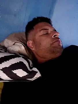 Snapshot of mineiro0388 chatting on 11/26/25, 03:07 mineiro0388 online show from 11/26/25, 03:07