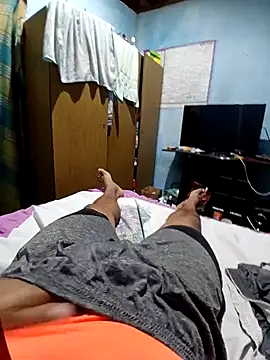 Snapshot of mineiro0388 chatting on 12/05/25, 03:59 mineiro0388 online show from 12/05/25, 03:59