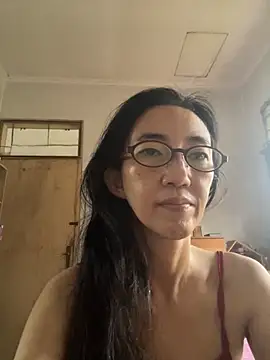 princessD077 online show from 11/05/25, 02:00