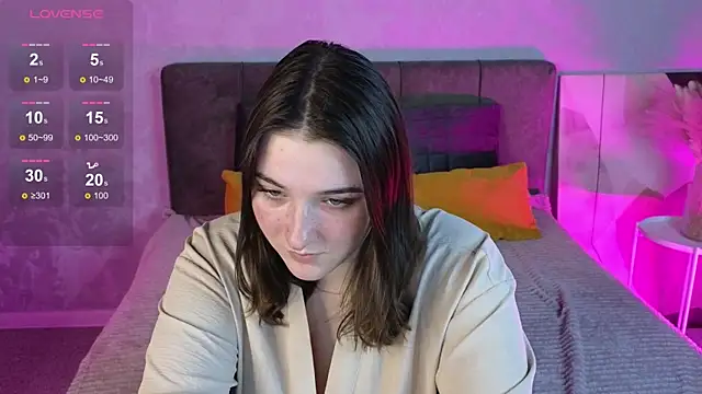 Snapshot of AnnieDodge chatting on 10/21/25, 01:50 AnnieDodge online show from 10/21/25, 01:50