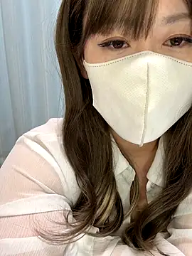 Snapshot of sakina-07 chatting on 11/19/25, 01:55 sakina-07 online show from 11/19/25, 01:55