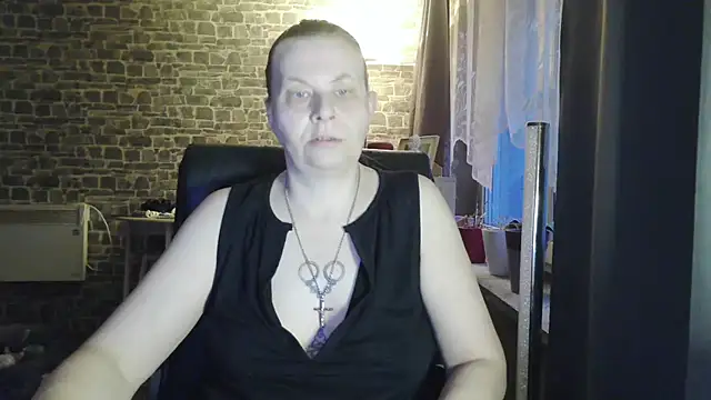 Diamond Bite online show from 10/23/25, 05:29