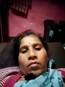 OliveGreen22 online show from 11/01/25, 07:38